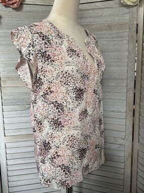 LOFT Women’s SZ LG Cap Sleeve Soft, Flowy, Floral print blush pink, brown, white